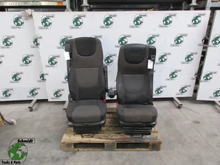 DAF - 1978978//1844340 // 1844380 STOELEN SET CF XF 106 EURO 6 R+L te koop
