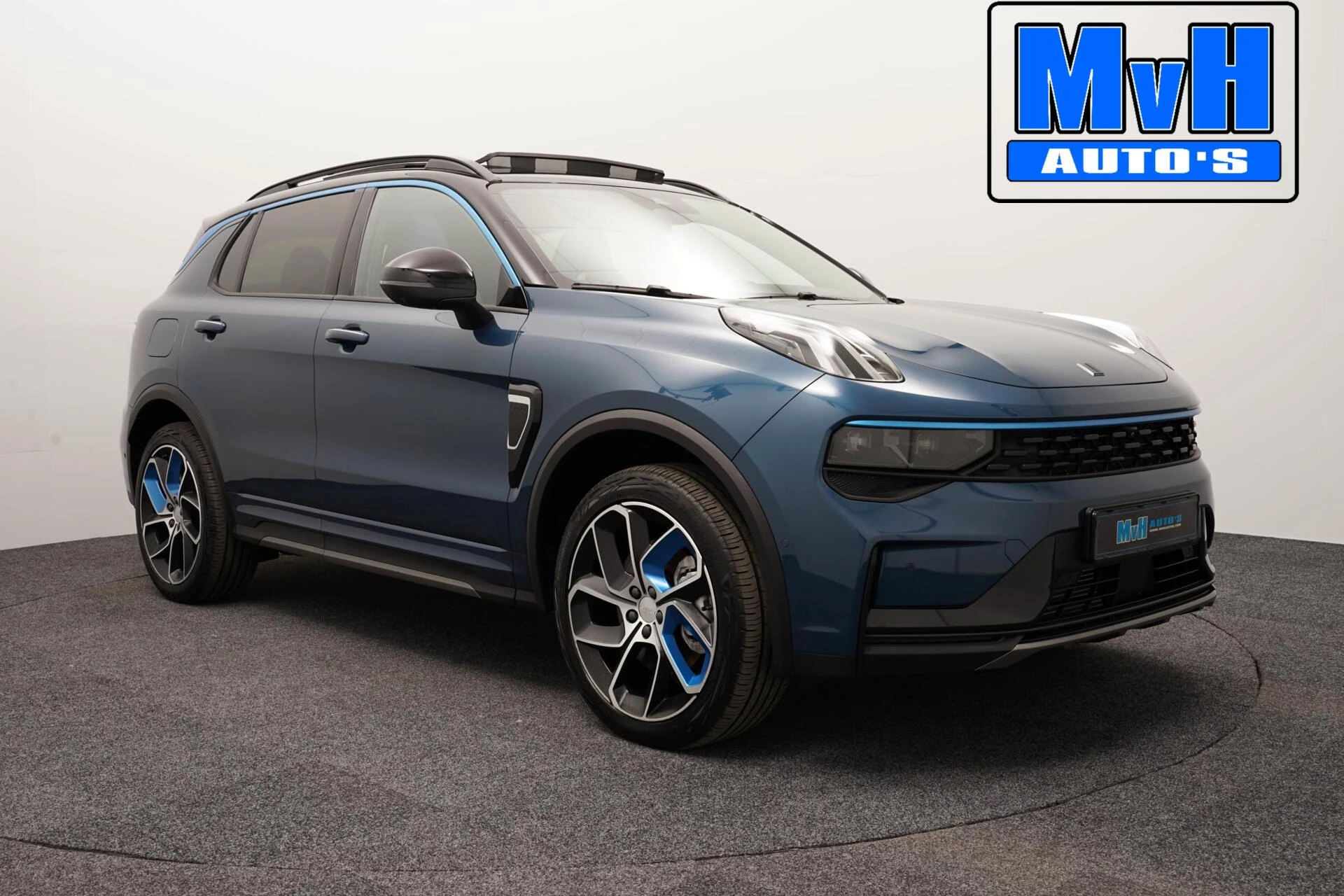 Lynk & Co 01 2023 - 1.5 PHEV|ZWARTE.HEMEL|360ºCAM|PANO|262PK|SOH94% afbeelding 24