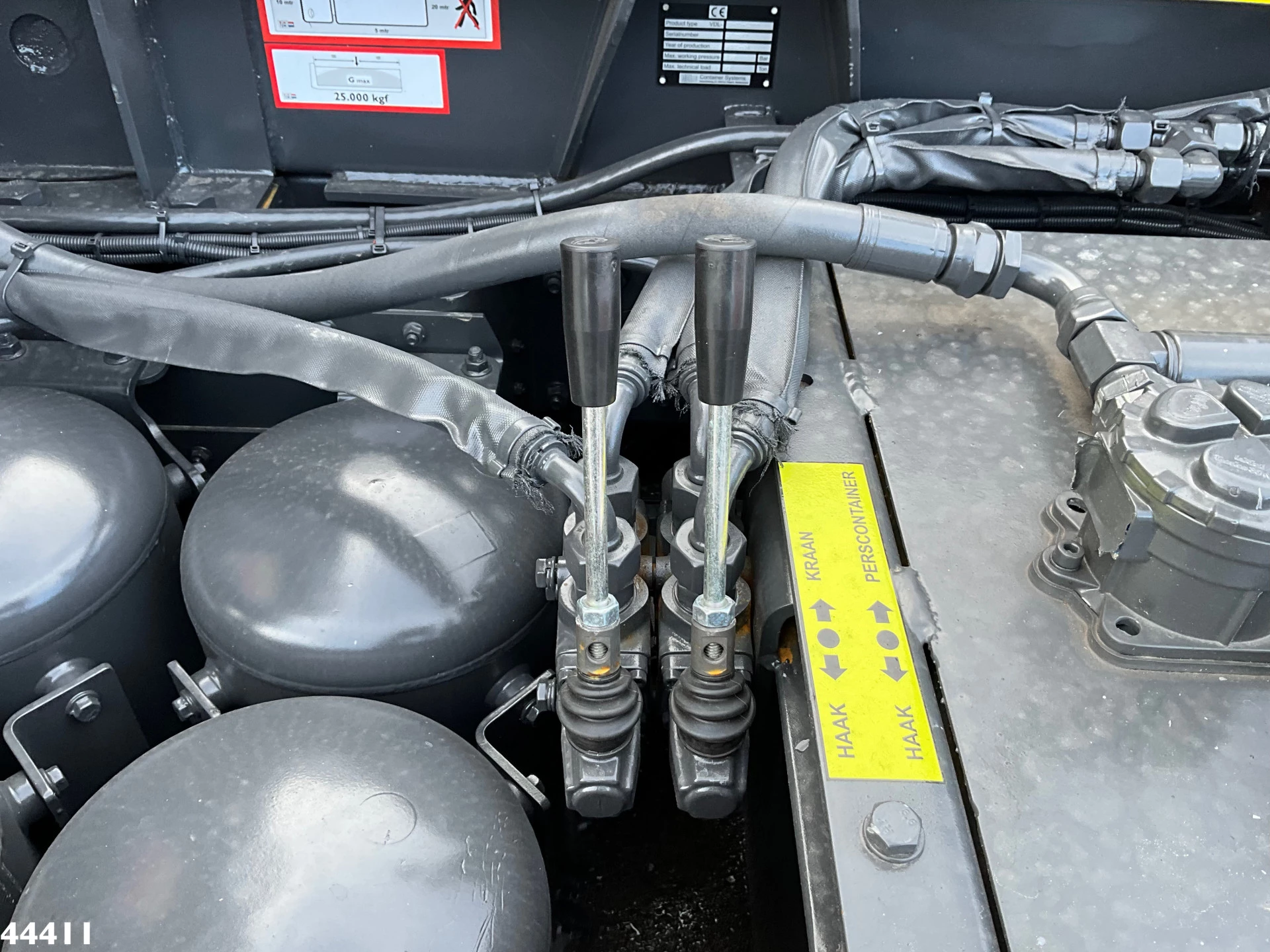 DAF FAQ XD 450 8x2 Euro 6 HMF 28 Tonmeter laadkraan 2025 zdjęcie 12