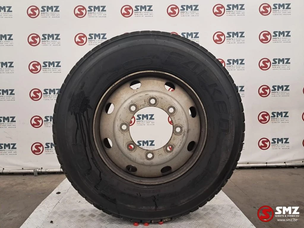 Diversen - Occ vrachtwagenband 10R22.5 144/142K Falken afbeelding 1
