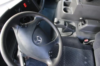 Mercedes-Benz Atego 2011 - N/A image 18