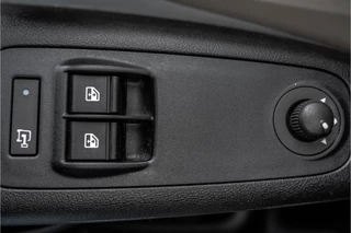 Peugeot Boxer 2021 - 330 2.2 BlueHDi 120 L2H2 Premium | Camera | Cruise | Navi | Airco | Trekhaak imagen 25