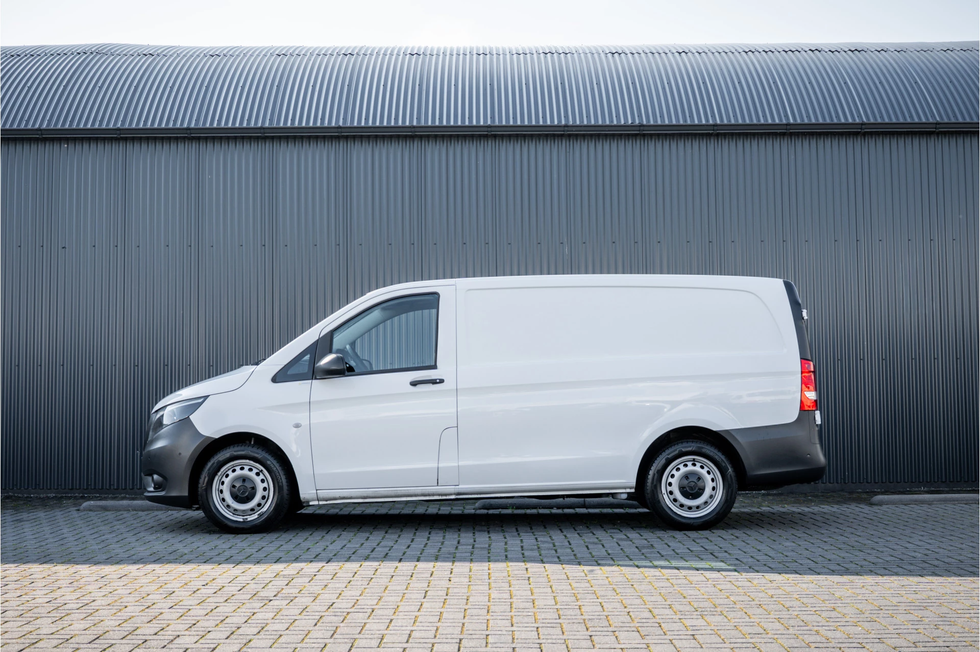 Mercedes-Benz Vito 2021 - 116 CDI L2H1 | 163 PK | Cruise | PDC | Airco | Trekhaak image 5
