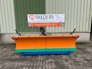 2011 - Sneeuwschuif NIEUW FCR LFN 30 à vendre