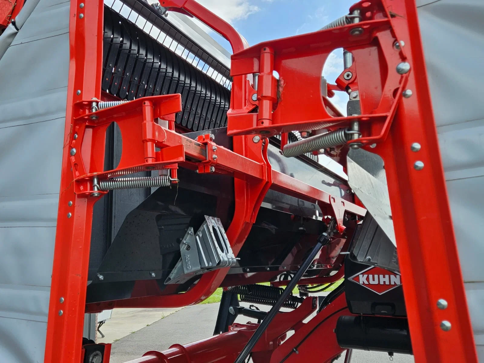 Kuhn 2020 - MERGE MAXX 950 Bandenhark afbeelding 39