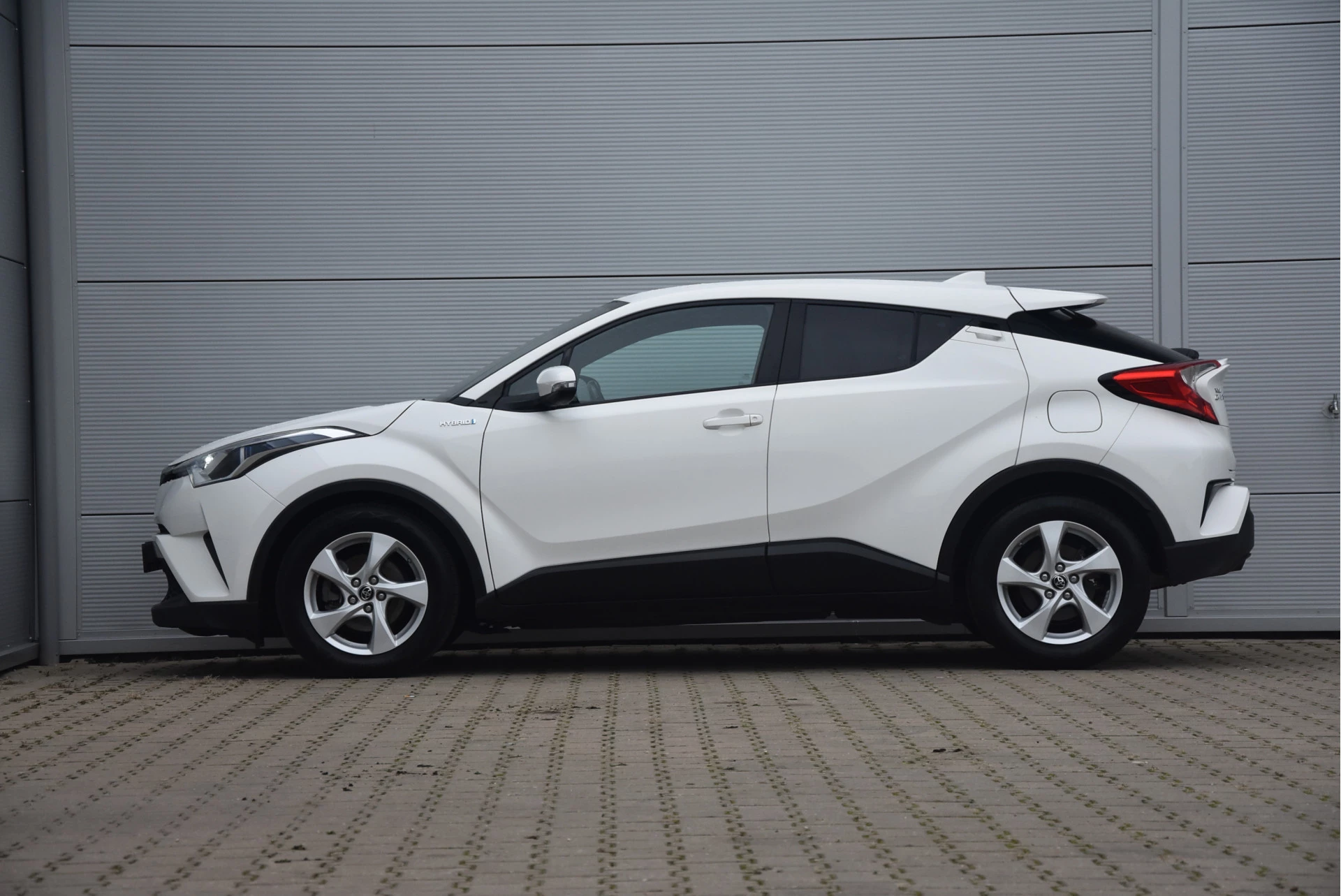 Toyota C-HR 2018 - 1.8 Hybrid Active | Netjes Bild 4