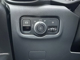 Mercedes-Benz Vito 2024 - 116 CDI L3 Automaat Airco Navigatie Facelift image 13