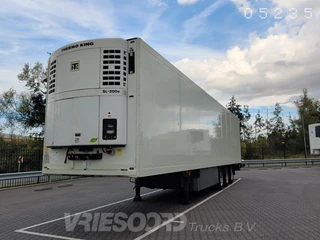 Schmitz Cargobull 2006 - SKO 24 en venta