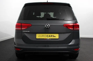 Volkswagen Touran 2021 - 1.5 TSI DSG Highline 7p obrázek 3 náhled