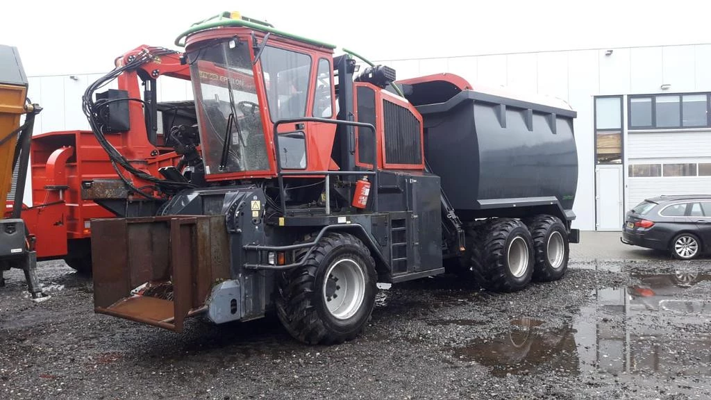 Greentec 2014 - Greentruck zelfrijdende versnippercombi afbeelding 1