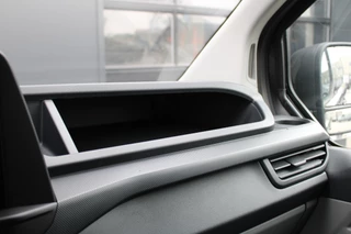 Ford Transit Custom 2024 - 320 2.0 TDCI L2H1 Trend 136pk - Carplay - Android - LED koplampen - Stoelverwarming - 70l tank - Rijklaar image 29