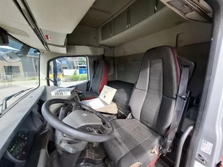 Volvo FH 2019 - FH4-460 / VEB+ / HYDRAULICS / DOUBLE TANK / SMART TACHO V2 / 719541 KM / LWDS / FRIDGE / AUTOMATIC / EURO-6-D / 2019 bild 23
