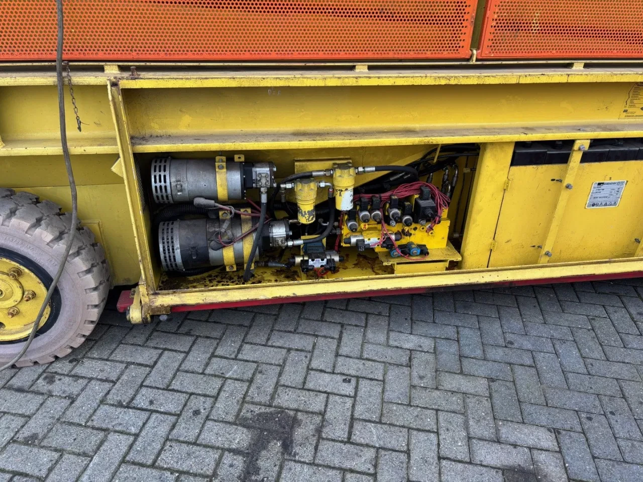 German Standard Lift 2000 - S205 Electric scissorlift, 22 meter working height!! Bild 9