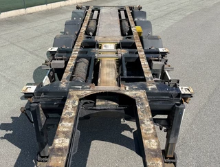 Renders F08FJ3HWSA 2019 - MIDDLE + BACK SLIDER 20-30-40-45 FT. LIFT AXLE HOLLAND-TRAILER obrazek 9