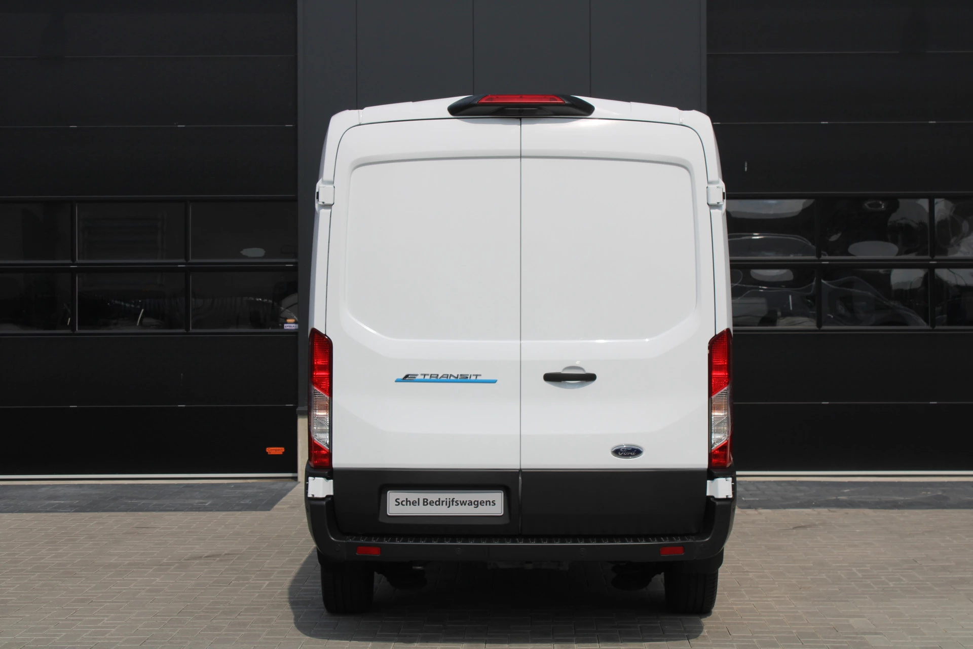 Ford E-Transit 2025 - 350 L3H2 Trend 68 kWh Vol Elektrisch - 360 Camera - Pro Power Onboard - Dodehoek Assistent - Rijklaar Bild 30