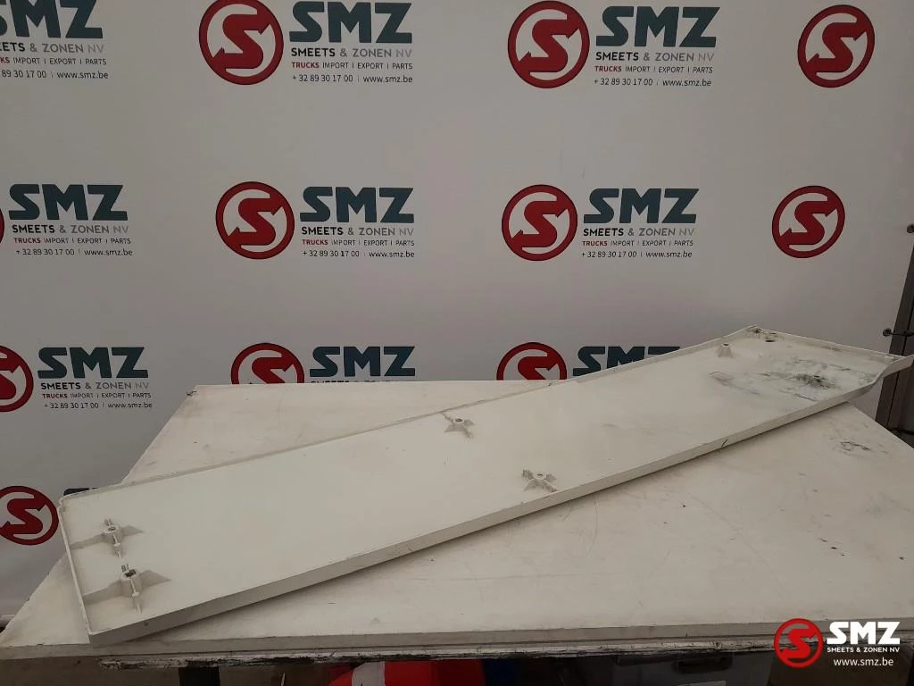 DAF - Occ cabinespoiler links DAF XF 105 1740449 obrázek 2