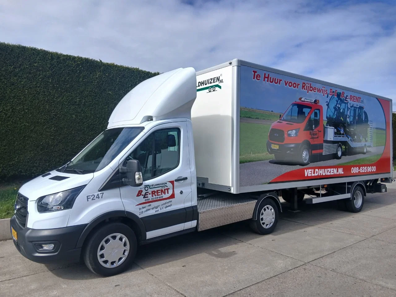 Ford Transit 2023 - Gesloten oplegger 6,5 m. afbeelding 1
