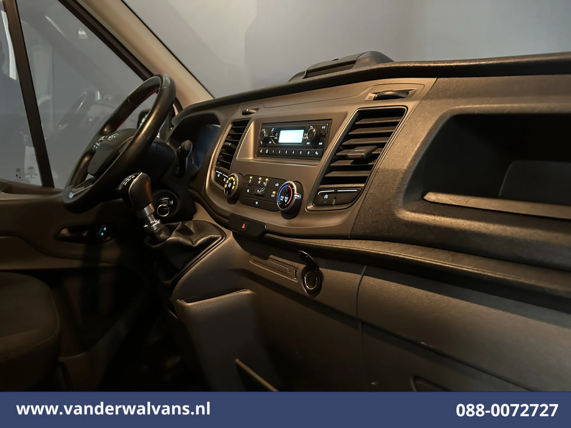 Ford Transit 2022 - 2.0 TDCI 130pk Bakwagen Laadklep Euro6 Airco | Cruisecontrol | Verwarmde Voorruit | 1040 kg laadvermogen imagen 15