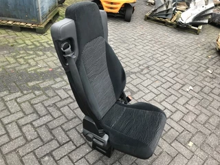 Mercedes-Benz N/A - A 9609103703 PASSAGIERSSTOEL ISRI (MORE PIECES IN STOCK) zdjecie 1