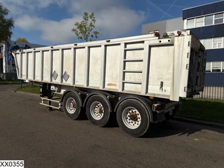 General Trailers N/A 2001 - kipper 25,5 m3 image 3