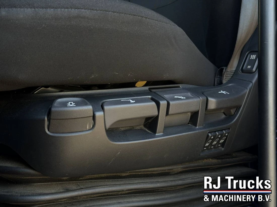DAF XF480 - FT SSC 4x2 - TÜV 01-27 | Full Spoilers | Side Skirts | NightAC afbeelding 20