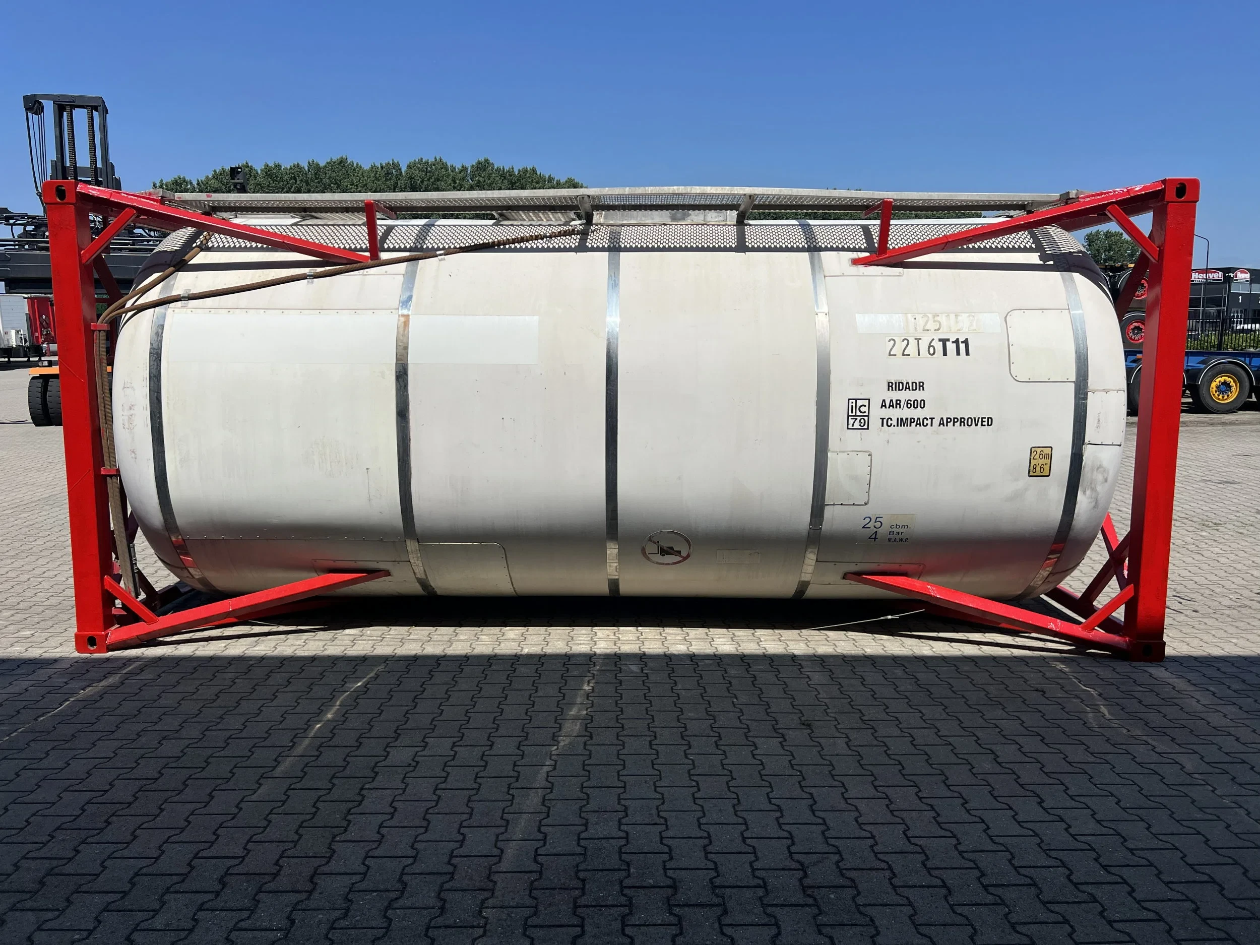 Yorkshire Marine Containers 1999 - 25.000L Tankcontainer, 1 comp., IMO-1, ISO 22T6 T11, 2,5Y + CSC-inspection till 12/27 afbeelding 2