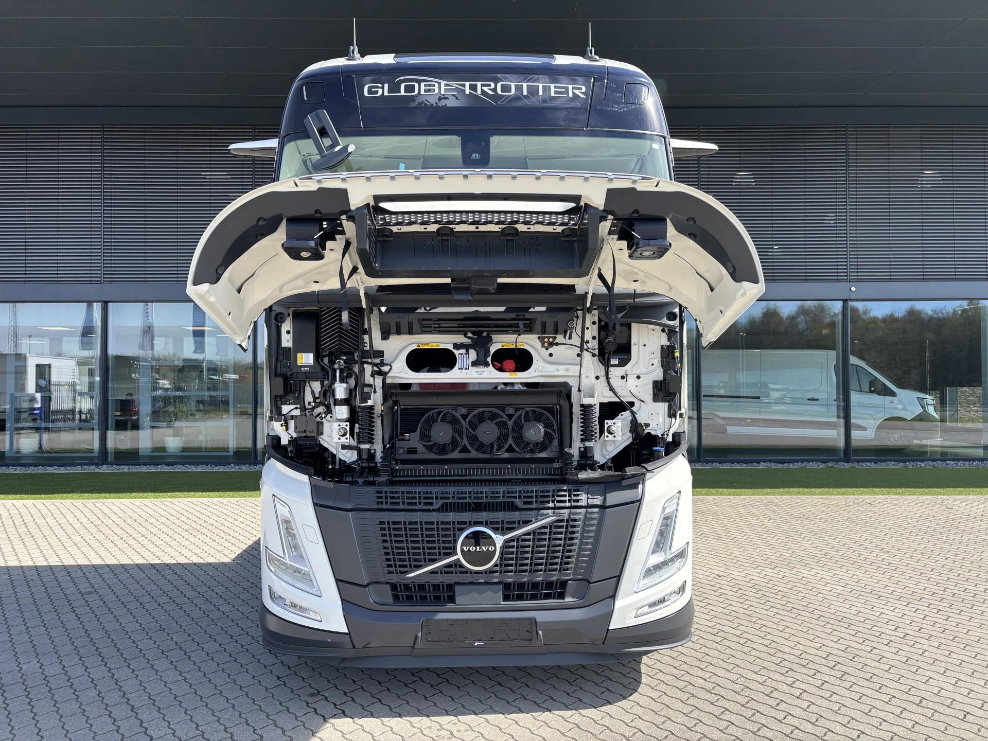 Volvo FH 2026 - 460 Aero XL 4x2 I-Save + I-Park image 8