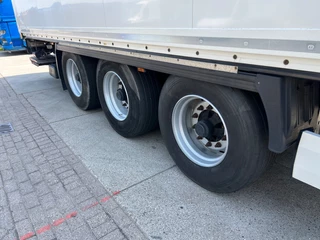 Krone N/A 2021 - SD / Closed Box / Dhollandia / 1x Lift Axle obrazek 7