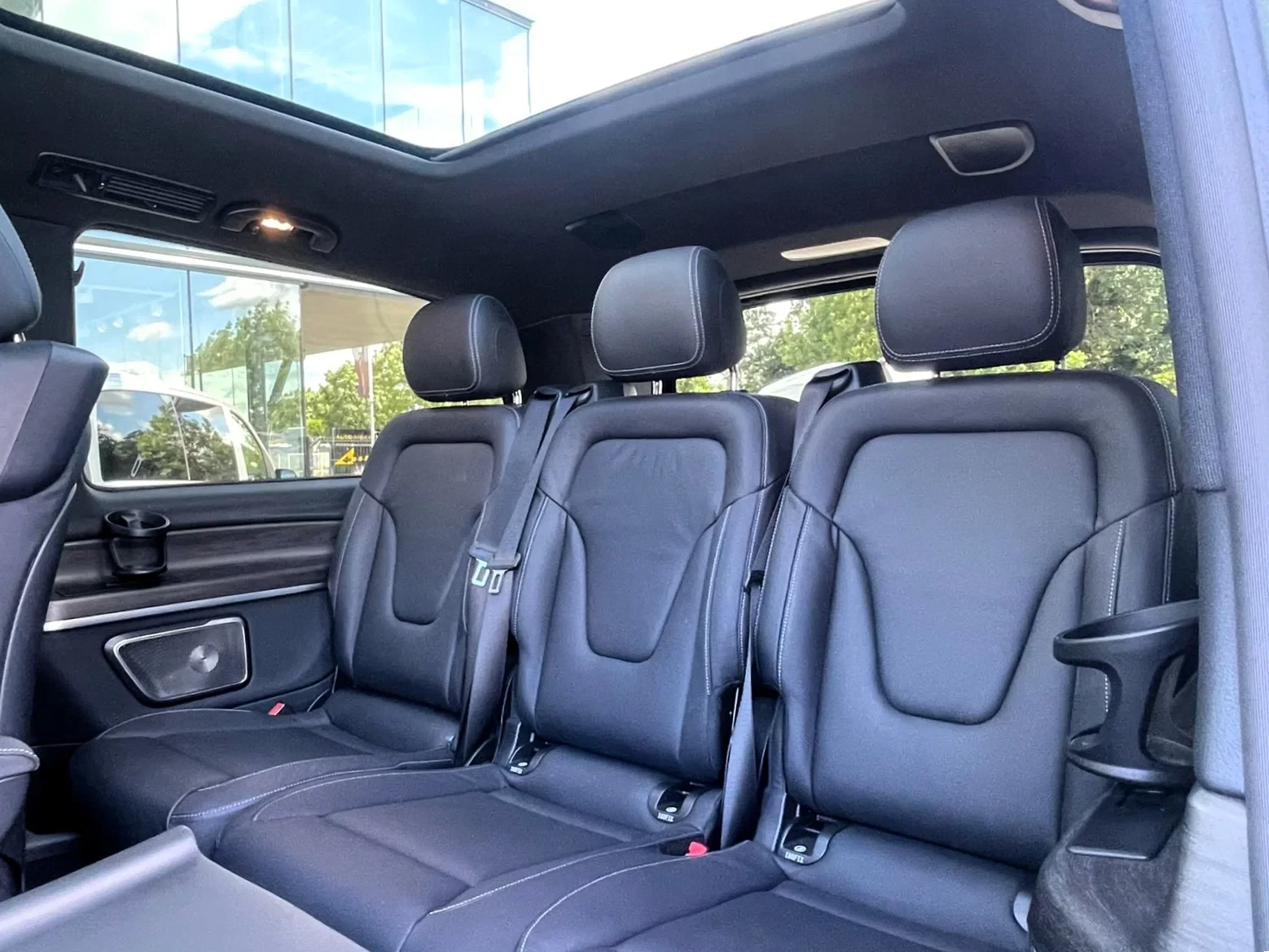 Mercedes-Benz V-Class 2024 - *300d 4Matic**Panoschuifdak*Airco V+A*Burmester*AHK 2,5t*Elektr. schuifdeur L+R*4Matic*Stuurverwarming*Stoelverwarming imagen 8