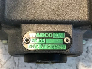 DAF N/A - 0698487-0751752-4613240270-4613154820 FOOT BRAKE VALVE BUS (NEW) zdjecie 4