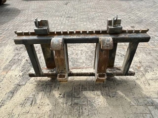 - Palet fork Doosan Aansluiting image 2 miniature