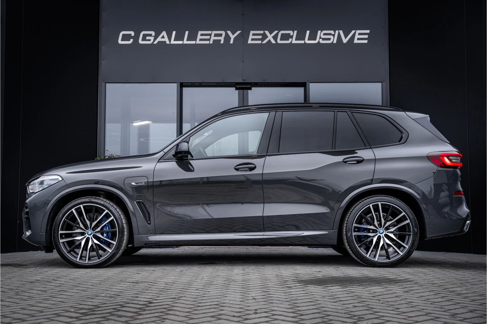 BMW X5 2022 - xDrive45e High Executive afbeelding 4