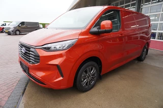Ford Transit Custom 2024 - 320L 2.0 TDCI 136PK L2H1 Limited obrazek 9