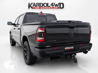 Dodge Ram 1500 2024 - Laramie Night Edition Modeljaar "24 | BOMVOL!| Panoramadak elect. | Luchtvering | Virtual cockpit | Adaptive cruise | *vaste treeplanken| Geheel rijklaar incl. LPG &Trekhaak| bild 4