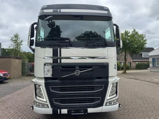 Volvo FH 2015 - 460 4X2 EURO 6 / GLOBETROTTER obrazek 3