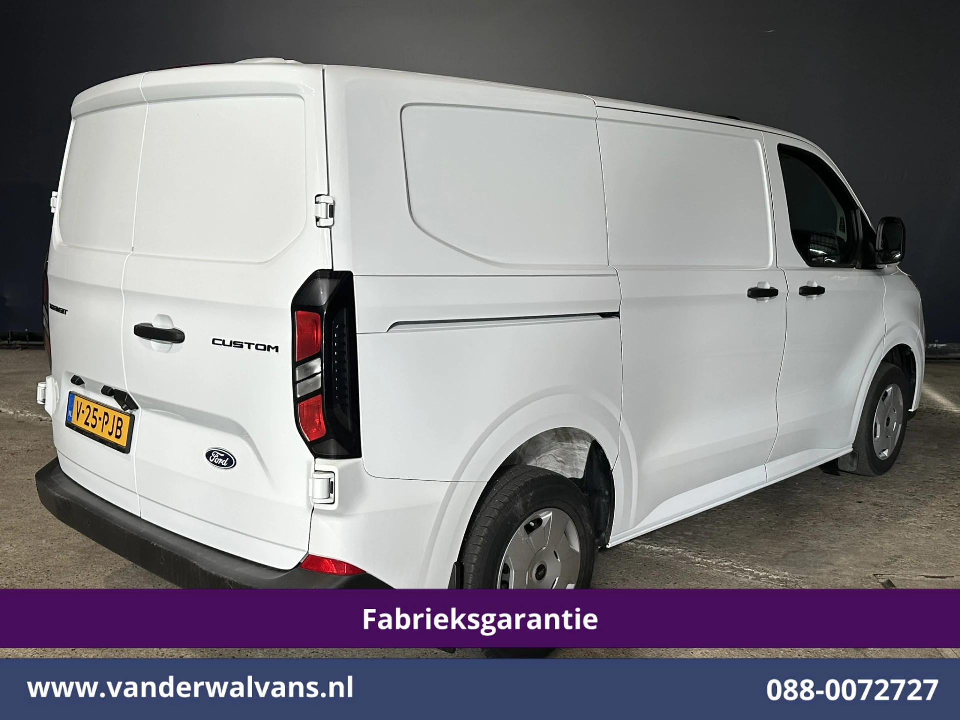 Ford Transit Custom 2024 - 2.0 TDCI L1H1 Fabrieksgarantie Euro6 Airco | Camera | LED | Apple Carplay | Cruisecontrol zdjęcie 11