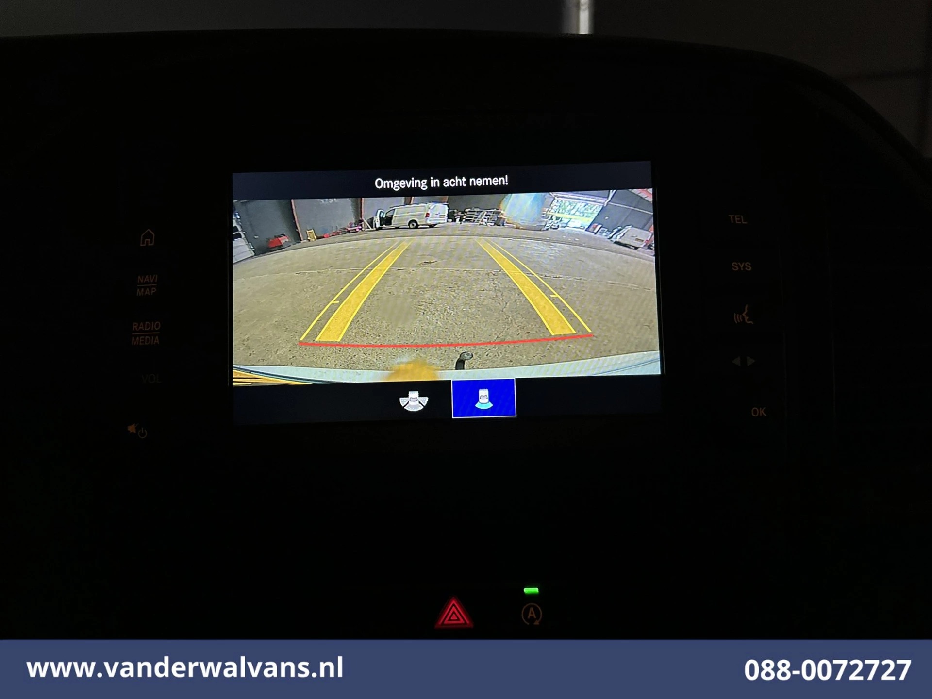 Mercedes-Benz Vito 2021 - 114 CDI 136pk L2H1 Euro6 Airco | Camera | Navigatie | Cruisecontrol | Apple Carplay image 3