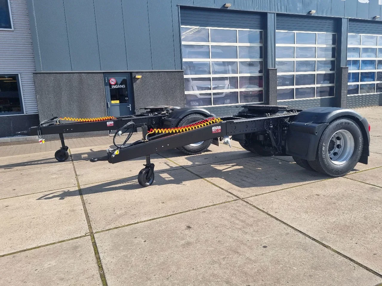 AGPRO - 1 as AGPRO 2.O DOLLYS 10TON afbeelding 1