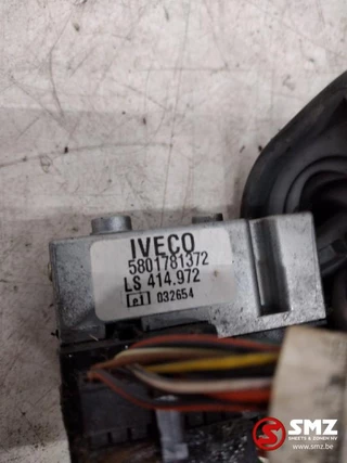 Iveco N/A 2015 - Occ stuurkolomschakelaar retarder+cruise control I imagen 2