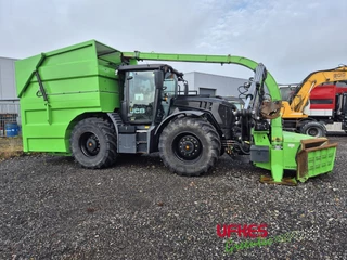 JCB N/A 2021 - Fastrac 4220 met container te koop