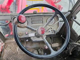 Massey Ferguson MF690-4WD 2000 - N/A obrazek 15