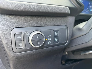 Ford Kuga 2023 - 2.5 PHEV ST-Line imagen 10