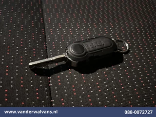 Peugeot Boxer 2022 - 2.2 BlueHDi 141pk Bakwagen 436cm Lang Laadklep Euro6 Airco | 1055kg laadvermogen | Cruisecontrol bild 19