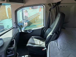 Volvo FH 2015 - 13.460 EURO 6 I-PARK COOL HEIWO ISOLATED BOX TRS COOLING TAIL LIFT HOLLAND-TRUCK imagen 8