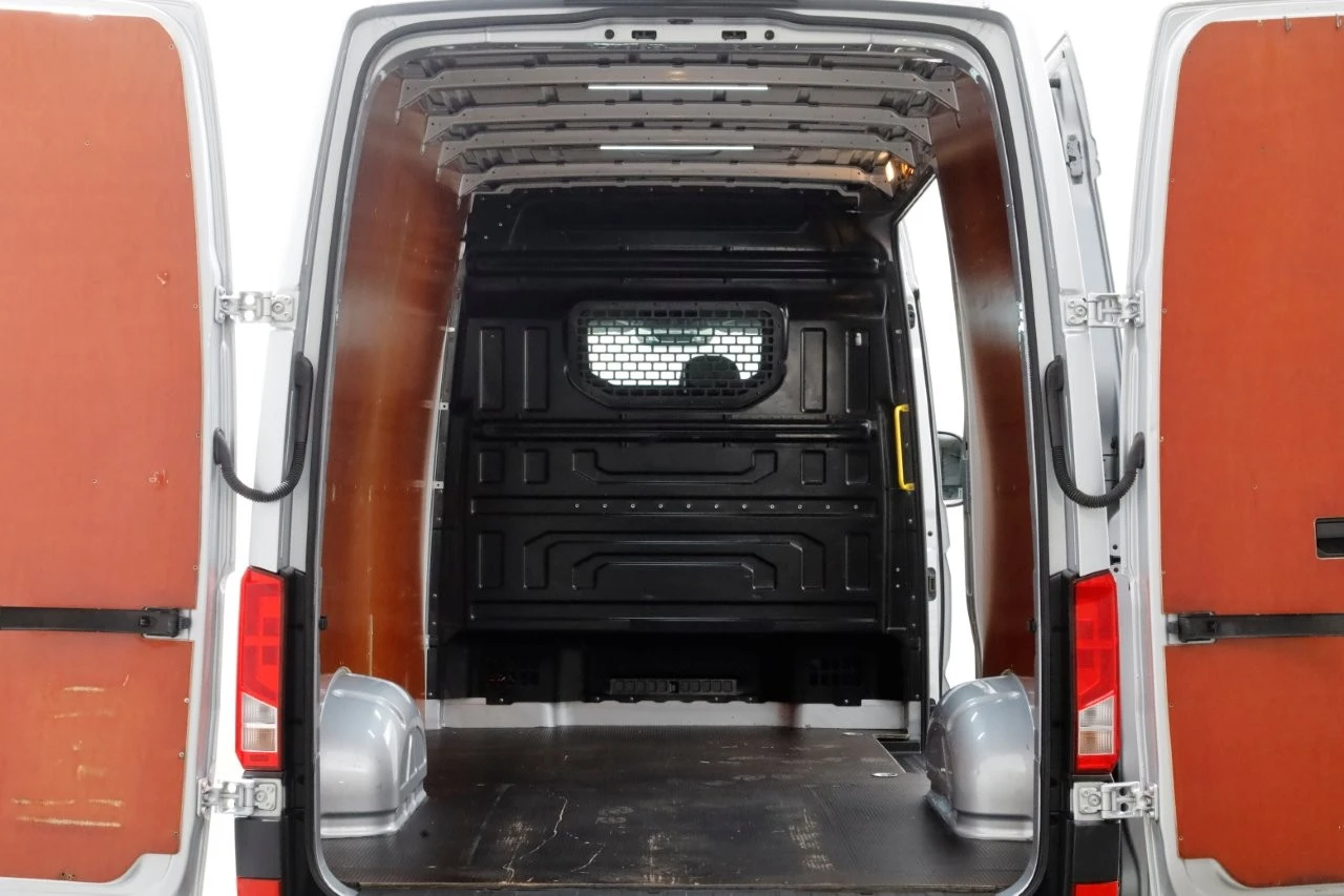 Volkswagen Crafter 2019 - 35 2.0 TDI 177pk L3H3 (L2H2) DSG-Automaat Highline LED/Navi/Camera 06-2019 afbeelding 5