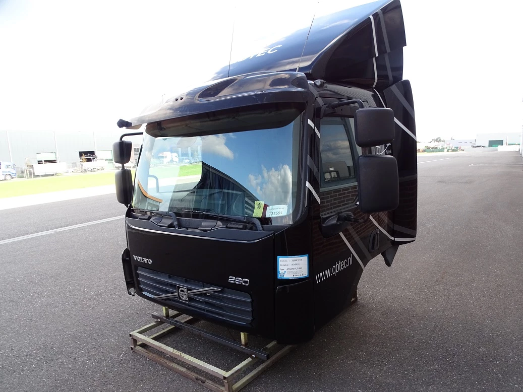 Volvo 2010 - FL-7 SLAAPCABINE afbeelding 1