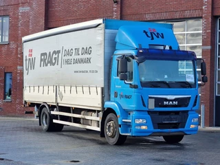 MAN TGM 2015 - 18.290 - Tautliner with sideboards - Loadlift - Full air - Euro 6 - Automatic gearbox imagen 1