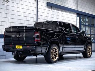 Dodge Ram 1500 2021 - 5.7 V8 4x4 Crew Cab Laramie zdjecie 4