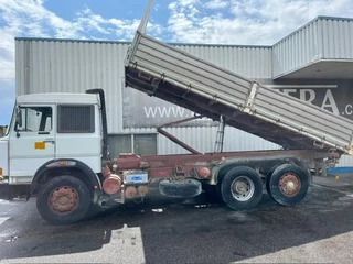 Iveco Turbostar 1989 - 190-38 , 6x2 , V8 Watercooling , 3 Way Tipper , Spring Suspension , Manual bild 10