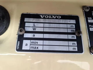 Volvo FH 2013 - 13.420 / ONLY:698735 KM / AIRCO / GOOD CONDITION / AUTOMATIC / EURO-5 / 2013 imagem 27